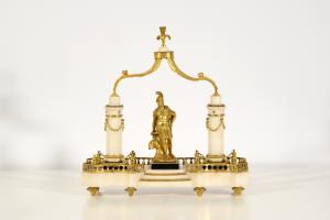 Centrotavola in marmo e bronzo dorato, Francia, inizio XIX secolo